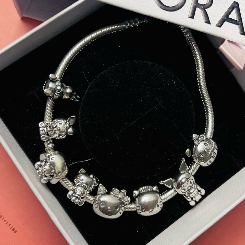 Hello Kitty & Friends Charms 925 Silver charm for Pandora (8 pieces)